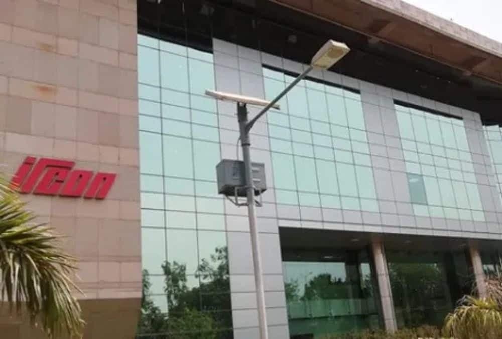 IRCON International: नॉर्थ ईस्ट फ्रंटियर रेलवे से ₹225 करोड़ का ठेका मिलने के बाद शेयर में उछाल।