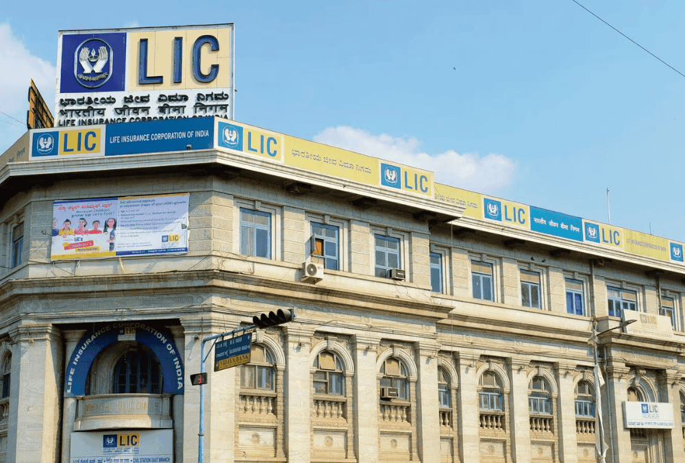 IT स्टॉक में उछाल आया , जब LIC ने कंपनी में 2% हिस्सेदारी बढ़ाई।