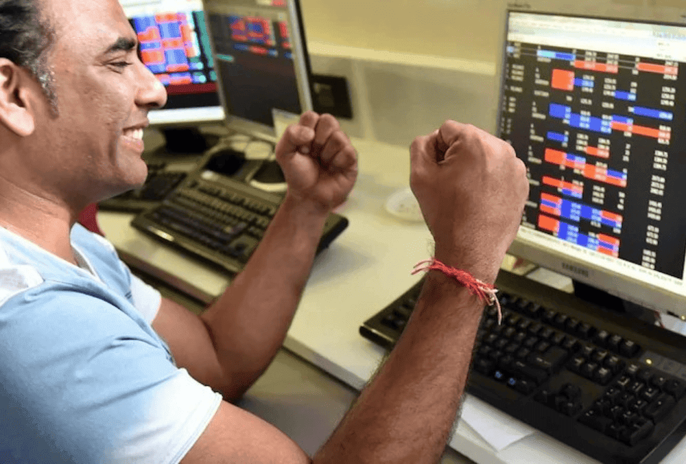 टॉप गेनर्स: Power Grid Corporation और अन्य 9 स्टॉक्स जिन्होंने इस हफ्ते 8% की तेज़ी दिखाई।