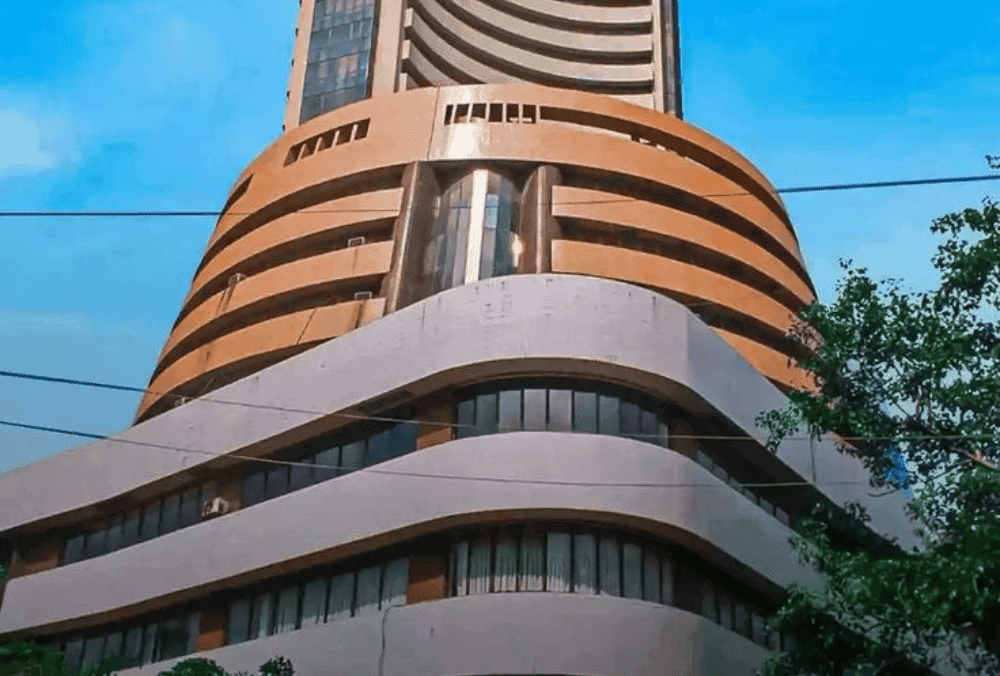Mini Ratna stock jumps after it signs contract for construction of 7,500 DWT multi-purpose vessels