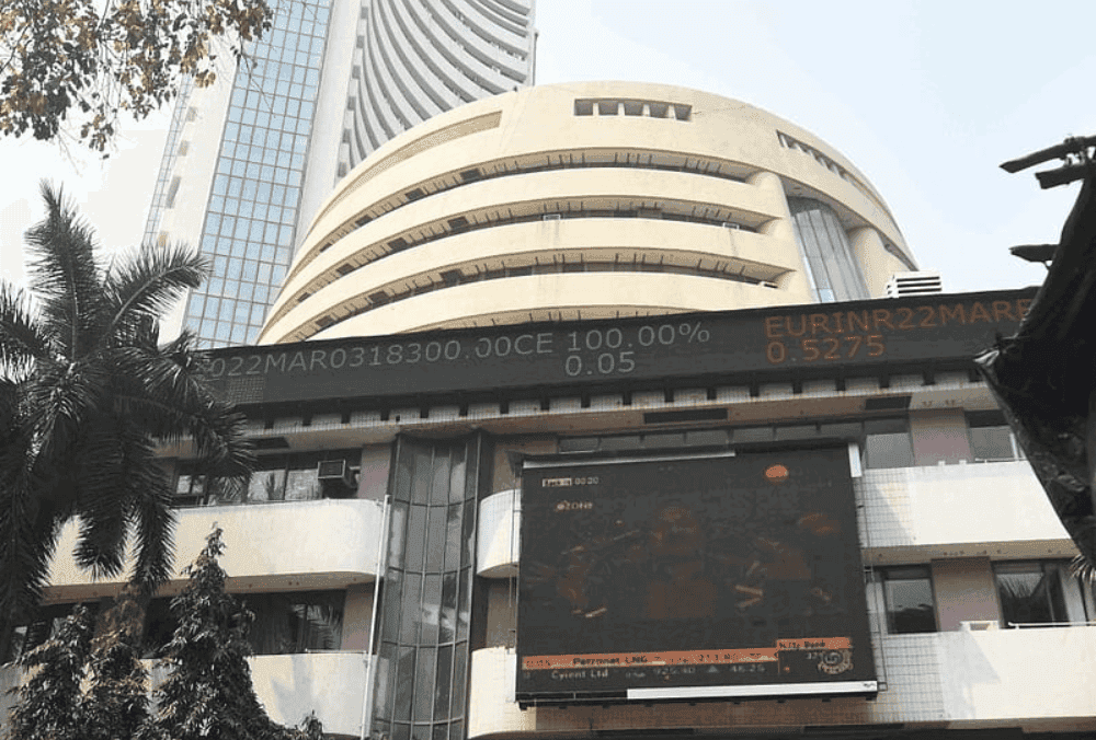 PSU stock jumps 3% after it receives order worth ₹148 Cr from IIM Raipur