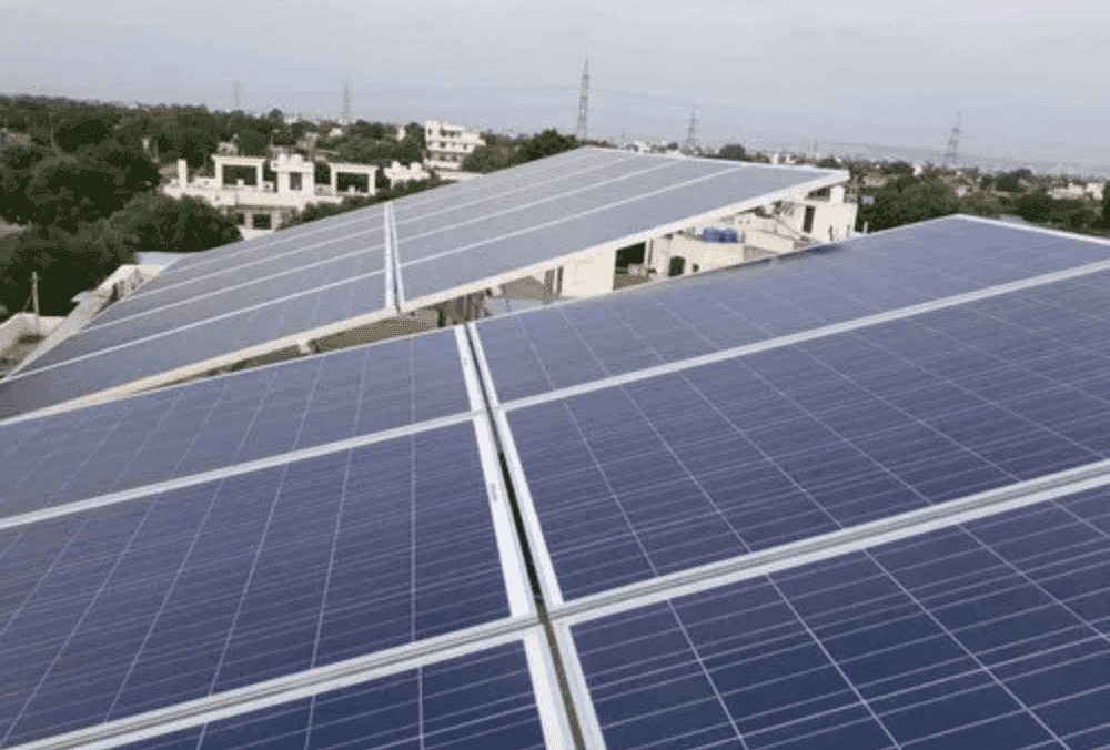रिन्यूएबल एनर्जी स्टॉक में 5% बढ़त, कंपनी के ऋण स्वीकृतियों में 129% की वार्षिक वृद्धि की घोषणा के बाद।