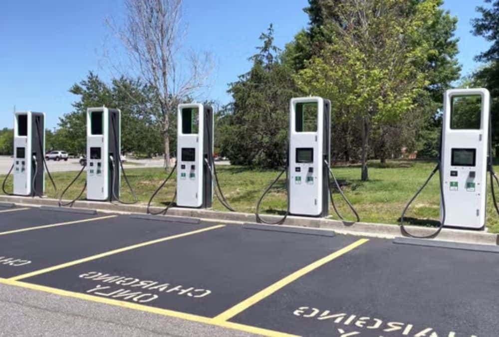 EV स्टॉक 10% लोअर सर्किट पहुंचा, Q3 में नेट प्रॉफिट 25.42% घटा।