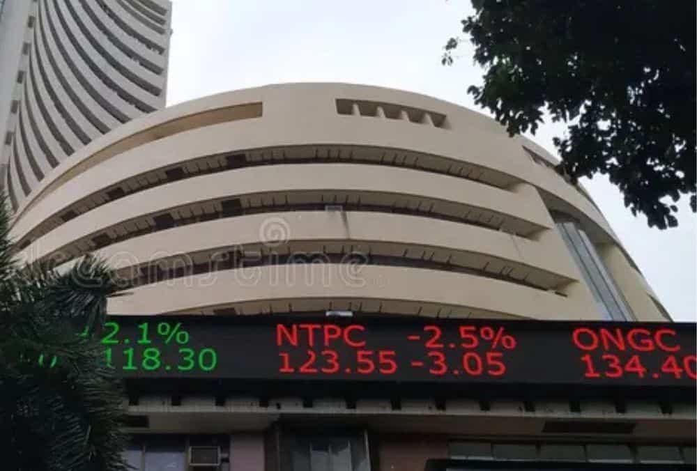 रबर स्टॉक 5% लोअर सर्किट पहुंचा, शुद्ध नुकसान बढ़ने के बाद।