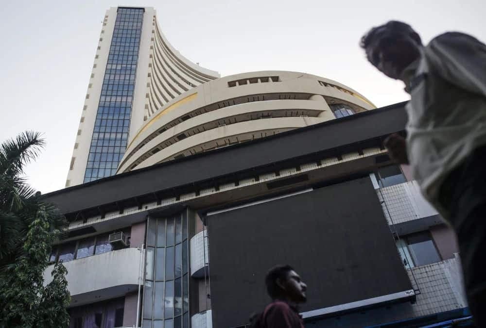 Right Issue: Shri Niwas Leasing And Finance and 9 other companies coming up with rights issue this month