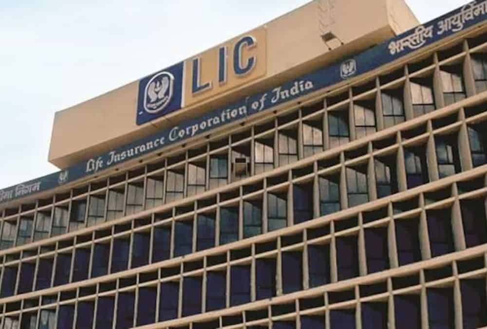 Smallcap stock jumps 3% after announcing agreement with LIC for insurance repository services