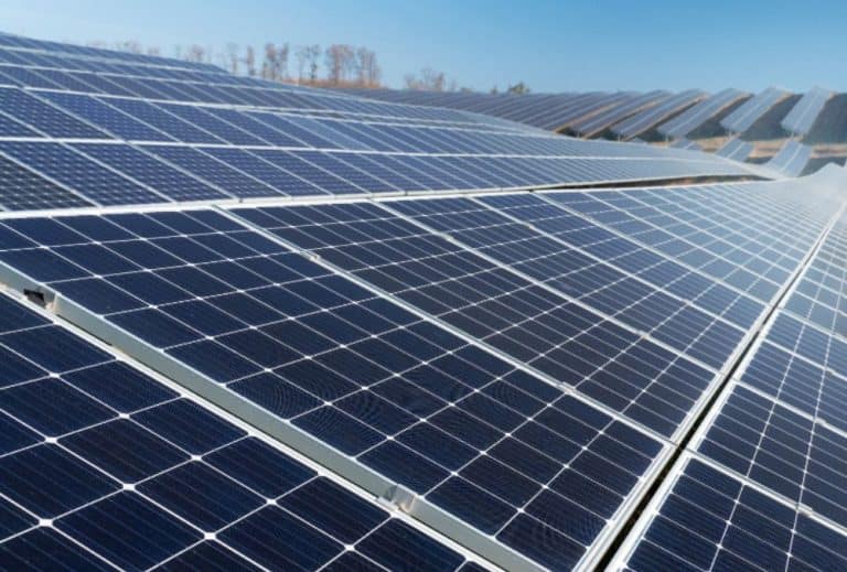 Green Energy Stock Soars 4% After Securing Order to Develop Solar Stations, Boosting Growth Prospects!